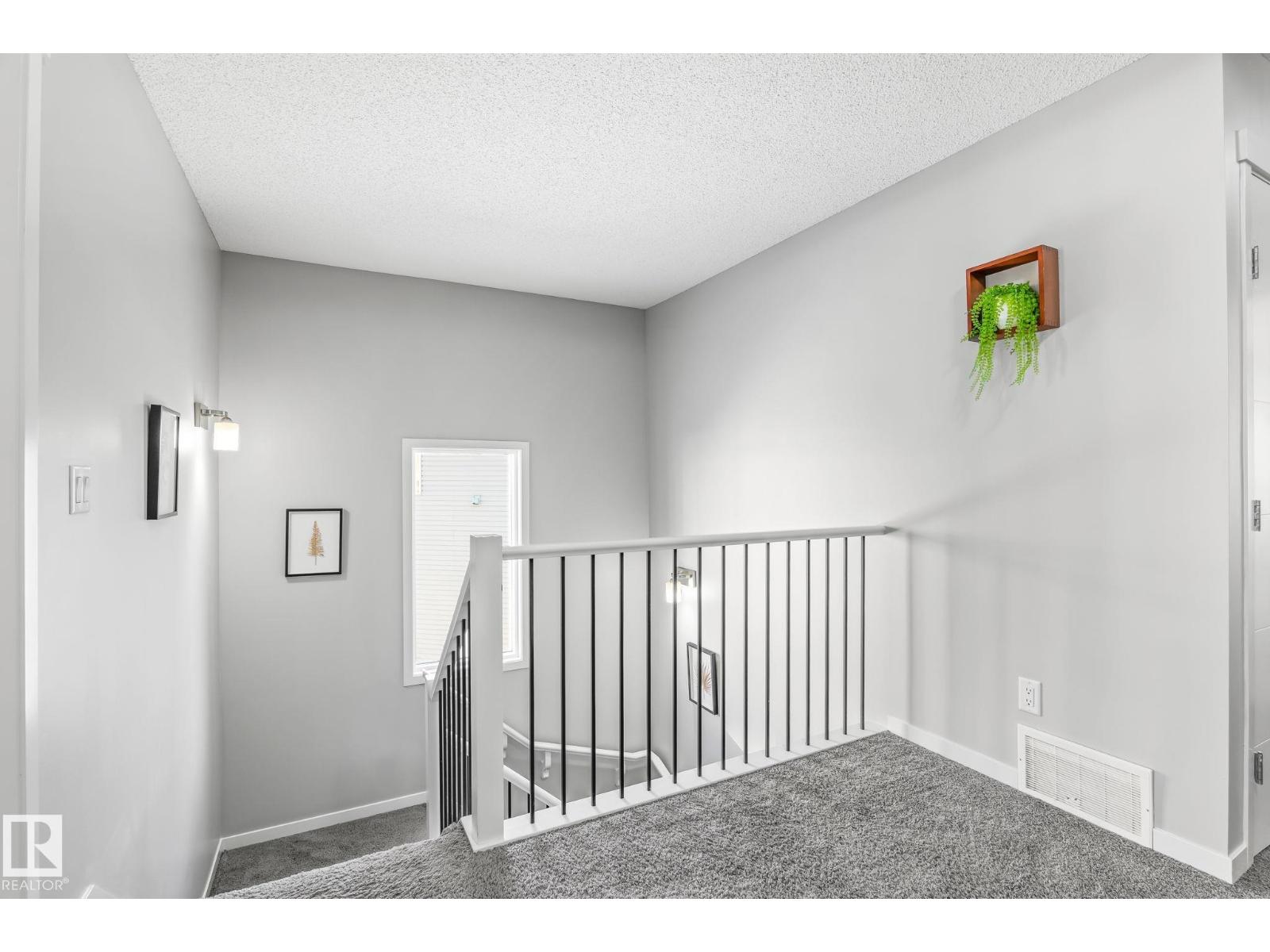 4867 alwood point SW SW, Edmonton