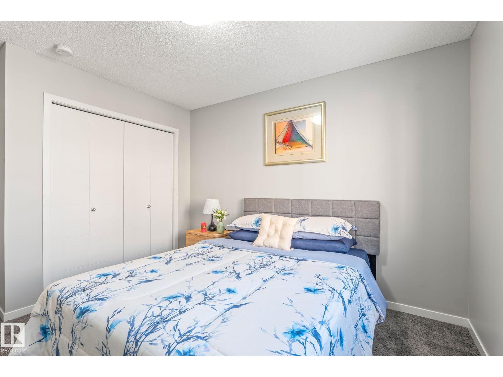 4867 alwood point SW SW, Edmonton