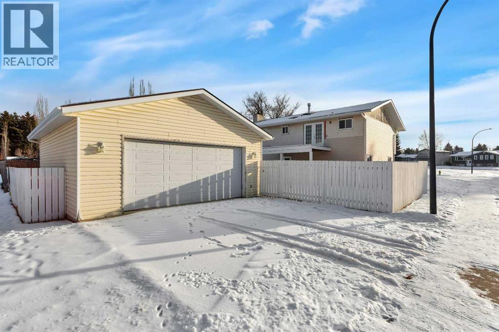 108 Brown Close, Red Deer
