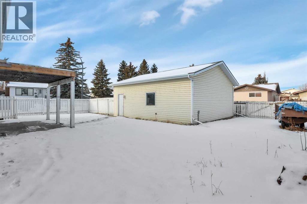 108 Brown Close, Red Deer