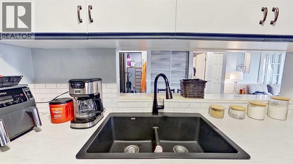 Single Family House for Sale in   Dover Point SE Dover Calgary 