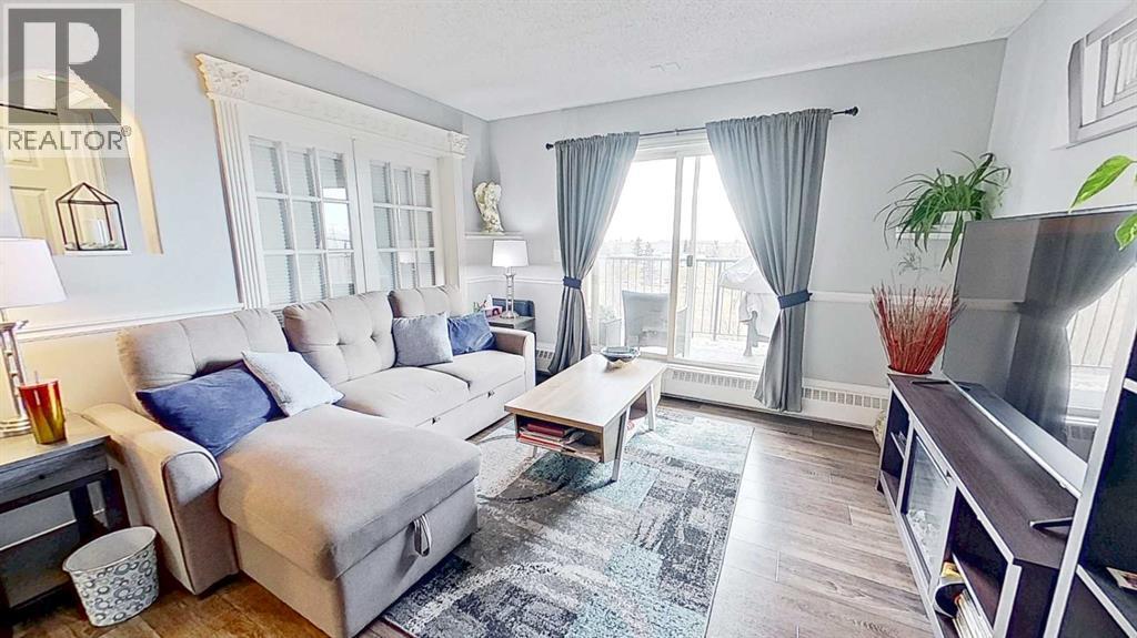 Single Family House for Sale in   Dover Point SE Dover Calgary 