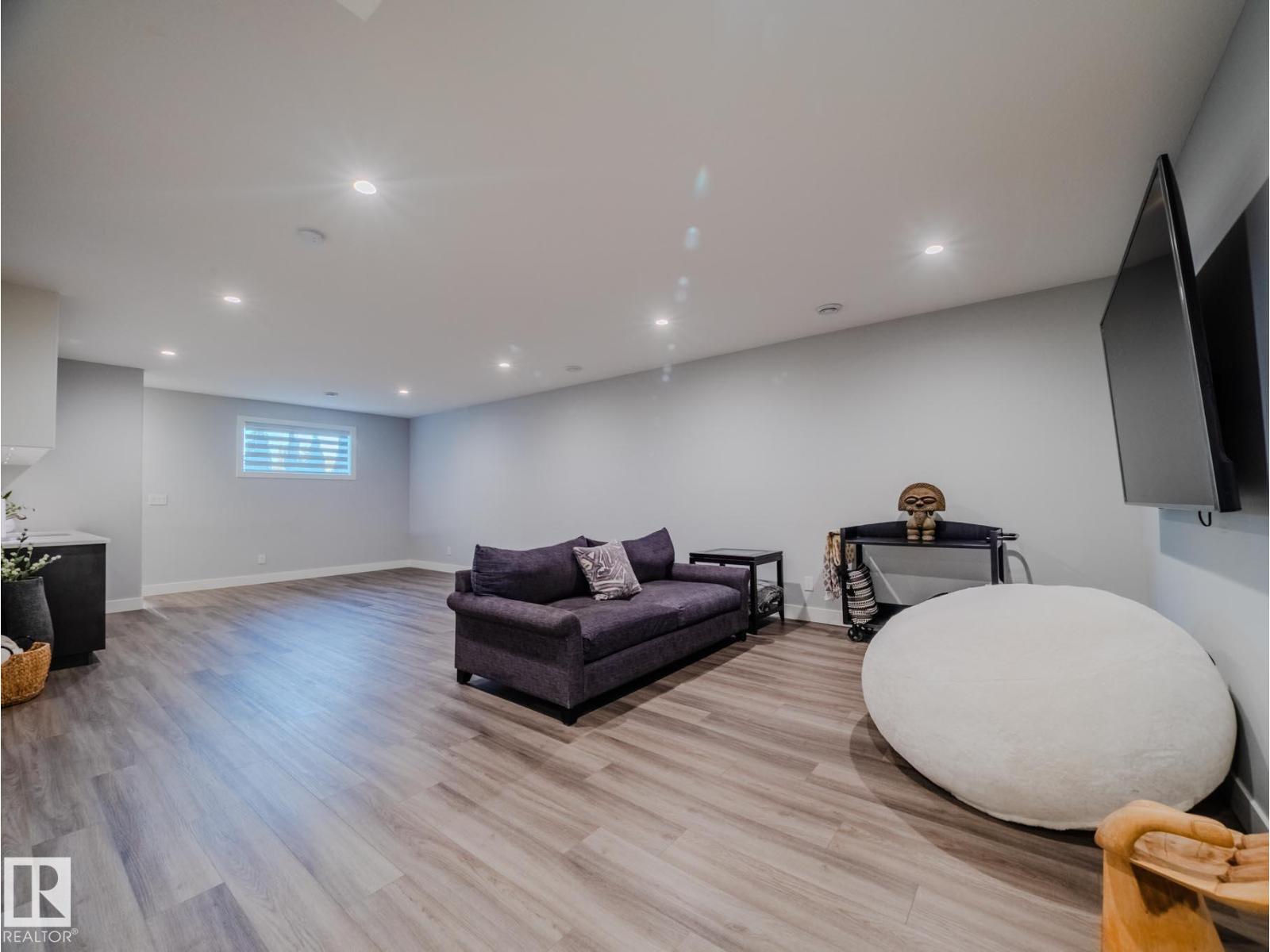 35 LILAC BA, Spruce Grove