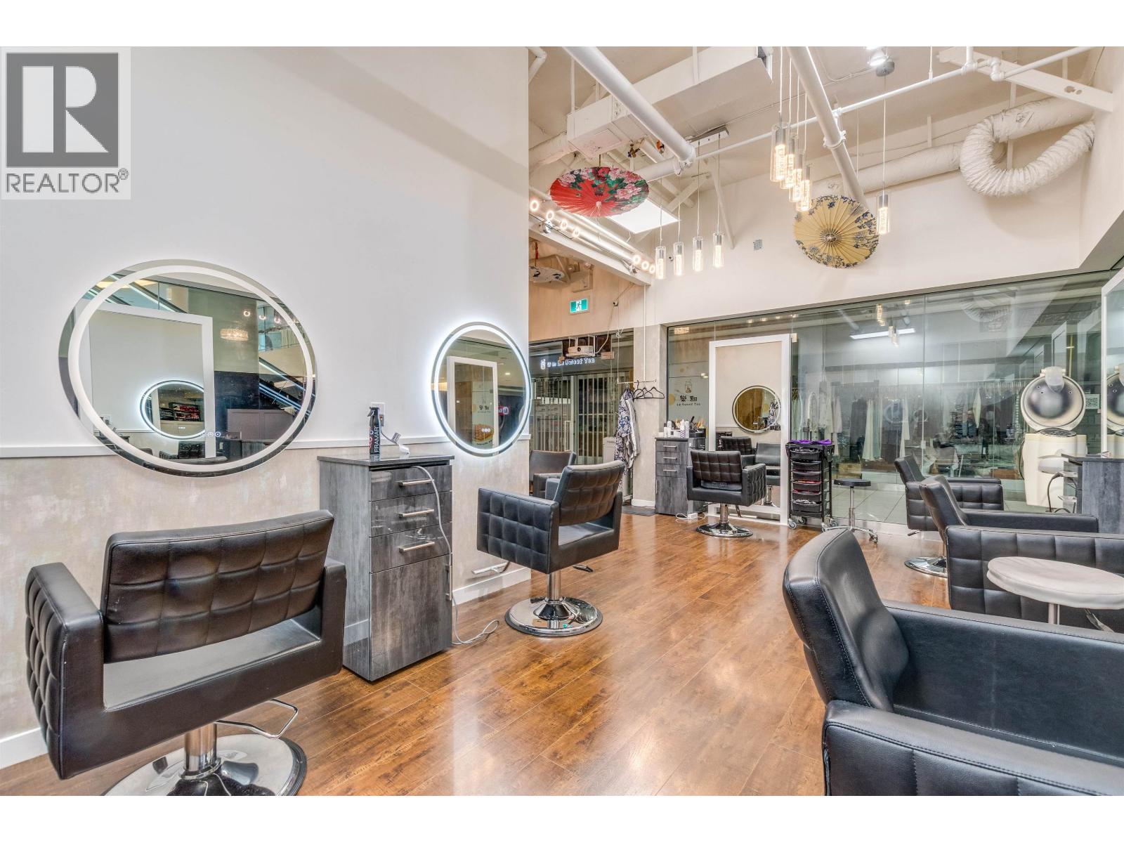 Retail in Richmond - Image 8