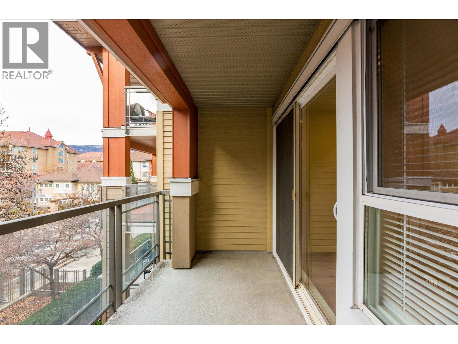 333 1099 Sunset Drive, Kelowna