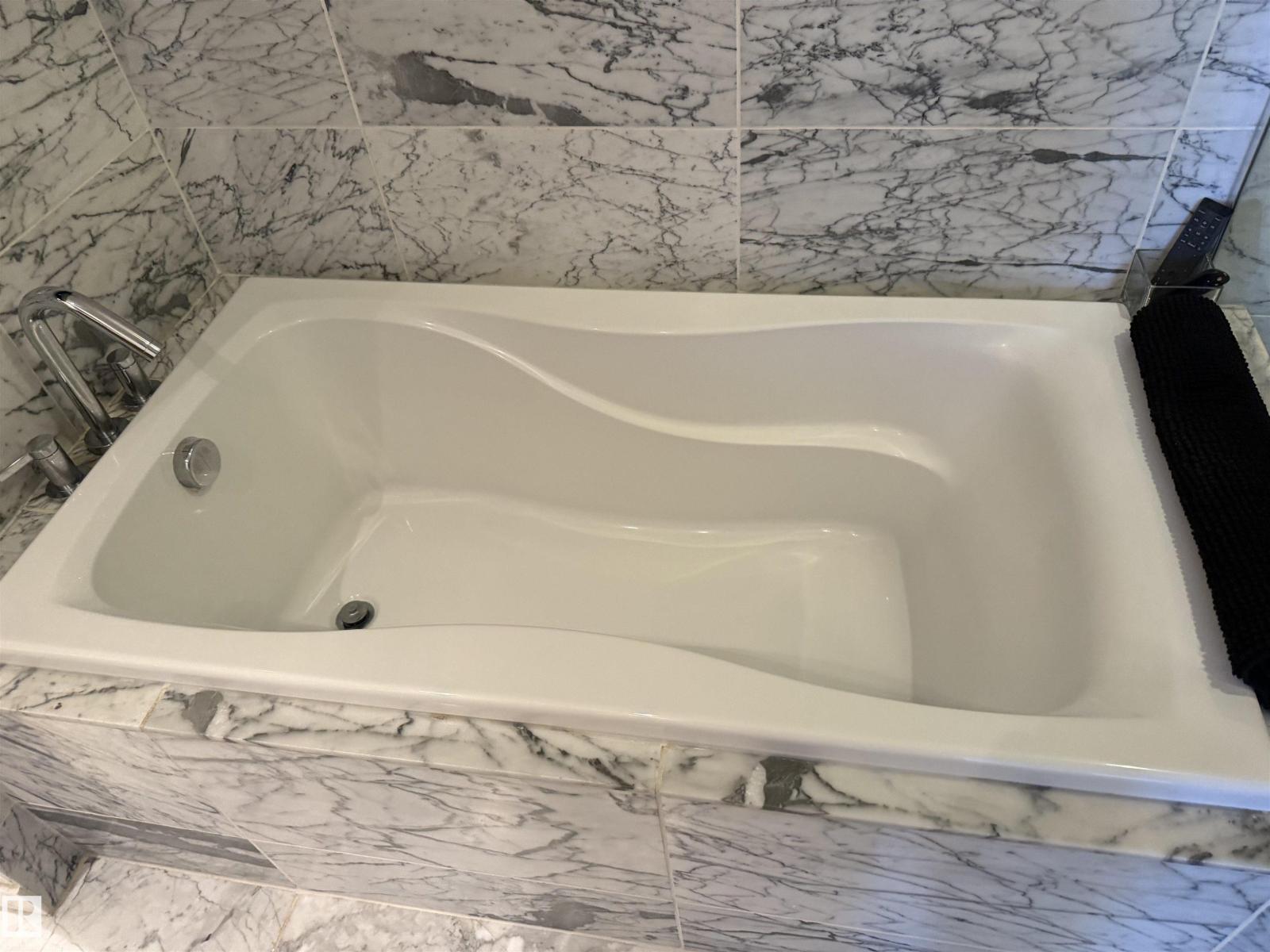 #710 2504 109 ST NW, Edmonton