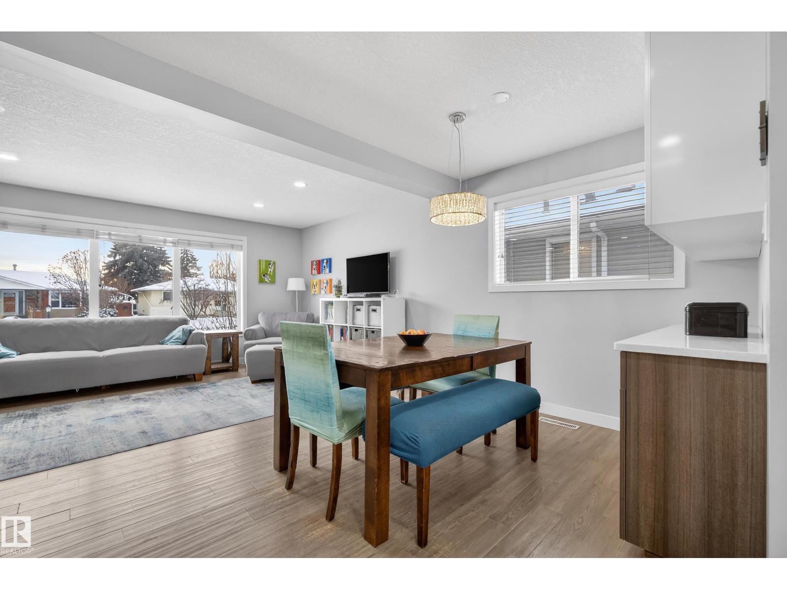 5604 91 AV NW, Edmonton