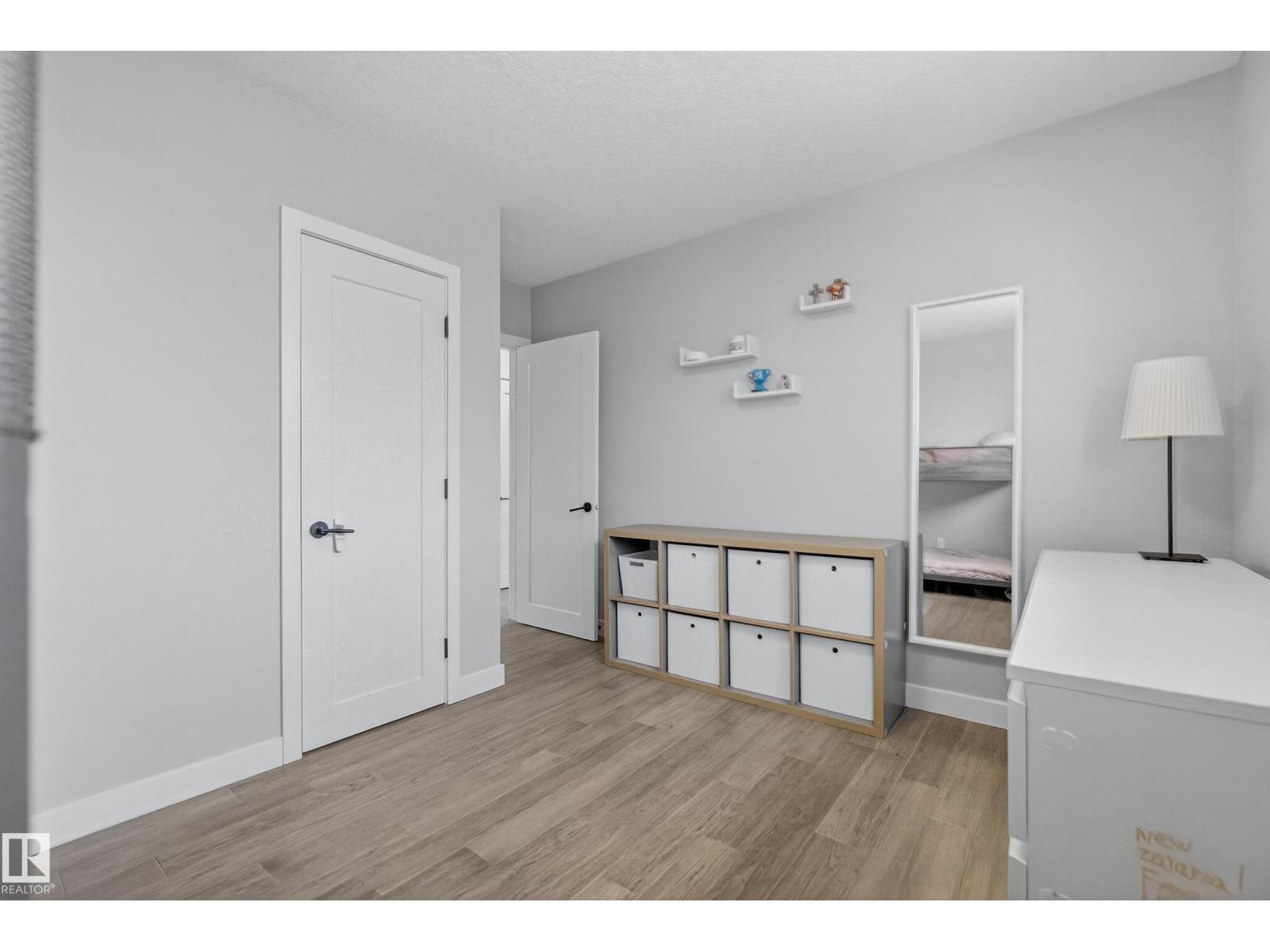 5604 91 AV NW, Edmonton