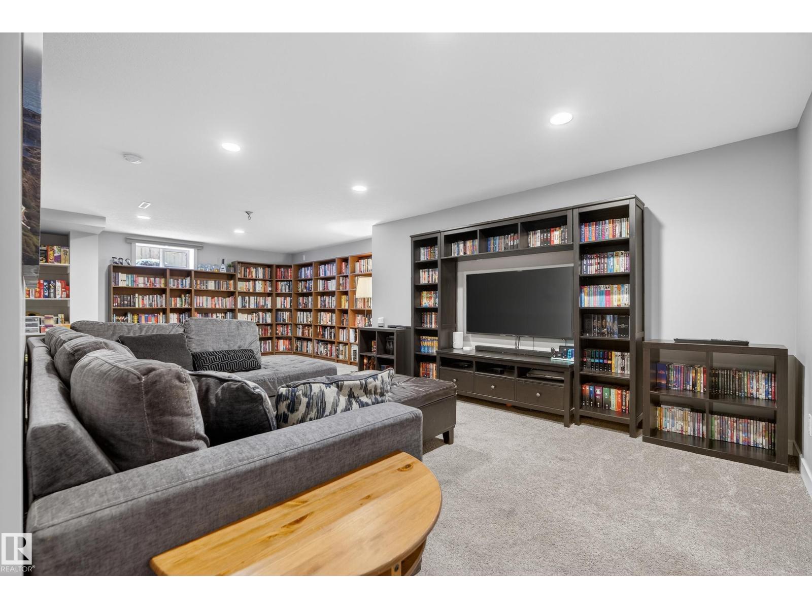 5604 91 AV NW, Edmonton