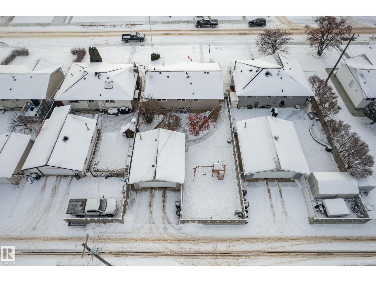 5604 91 AV NW, Edmonton