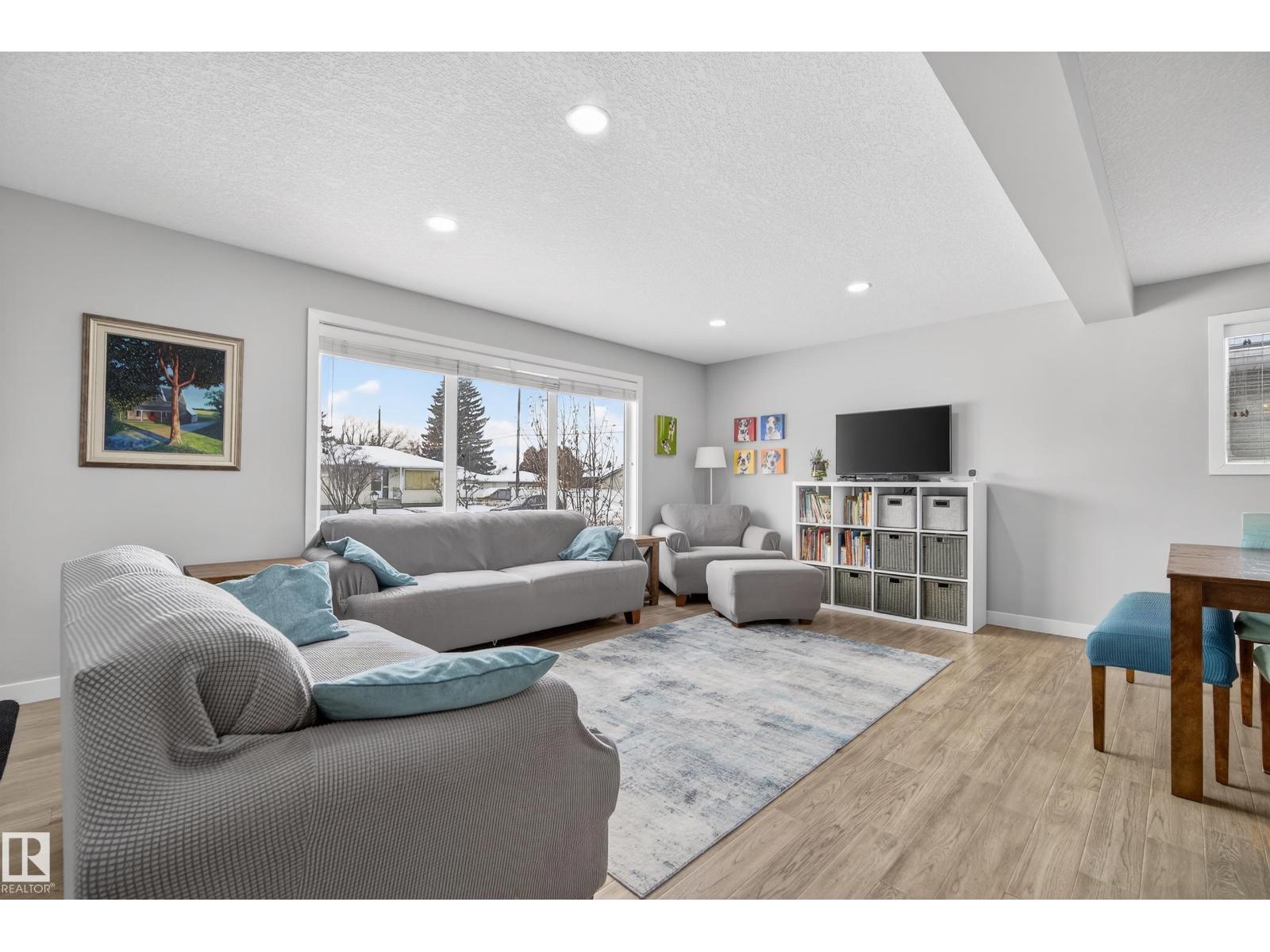 5604 91 AV NW, Edmonton