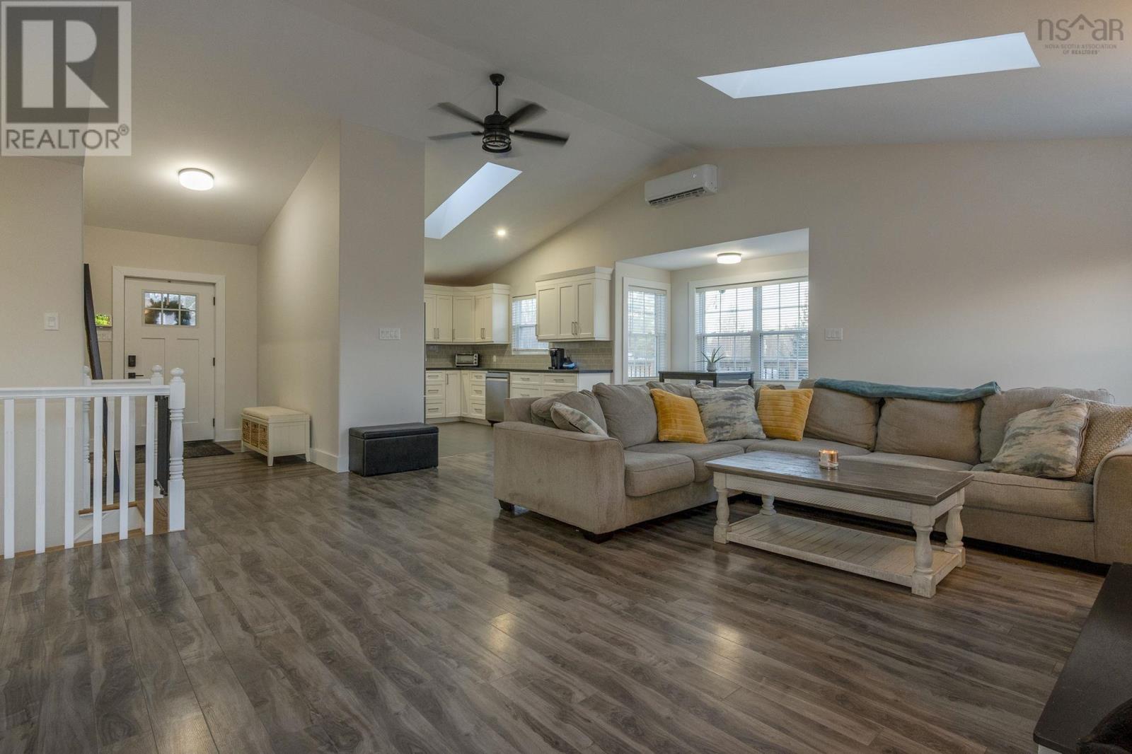 Property 13 of 46 of 10 Hillside Crescent