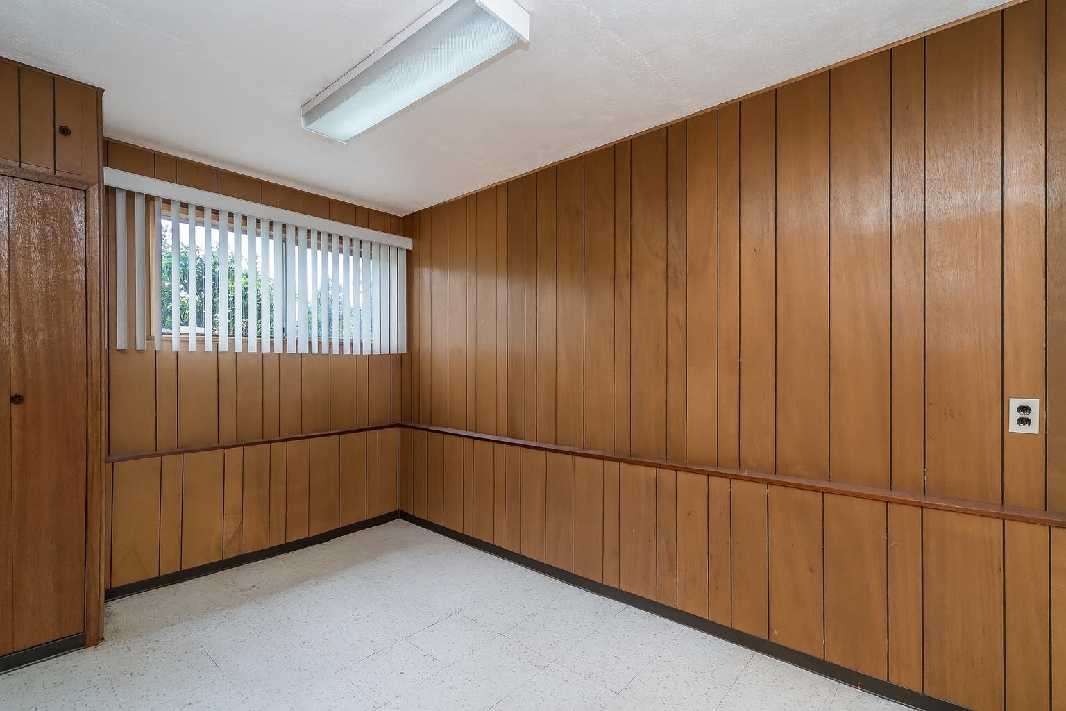 11249 80 Avenue, Delta