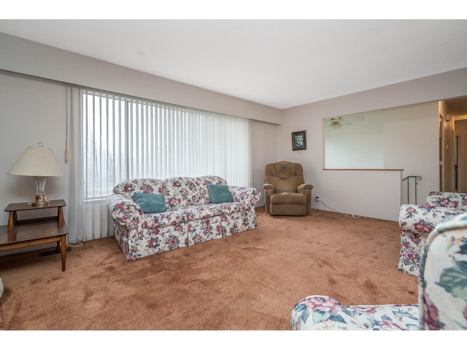 11249 80 Avenue, Delta