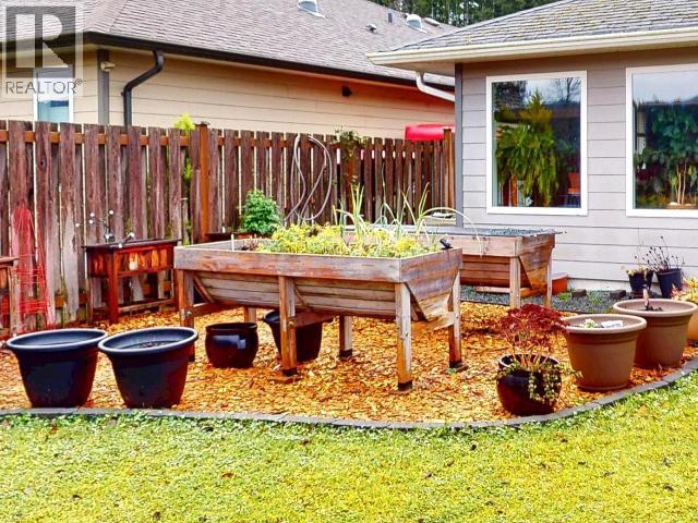 7365 GLACIER STREET, Powell River