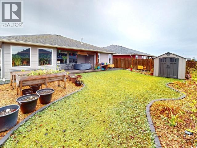 7365 GLACIER STREET, Powell River