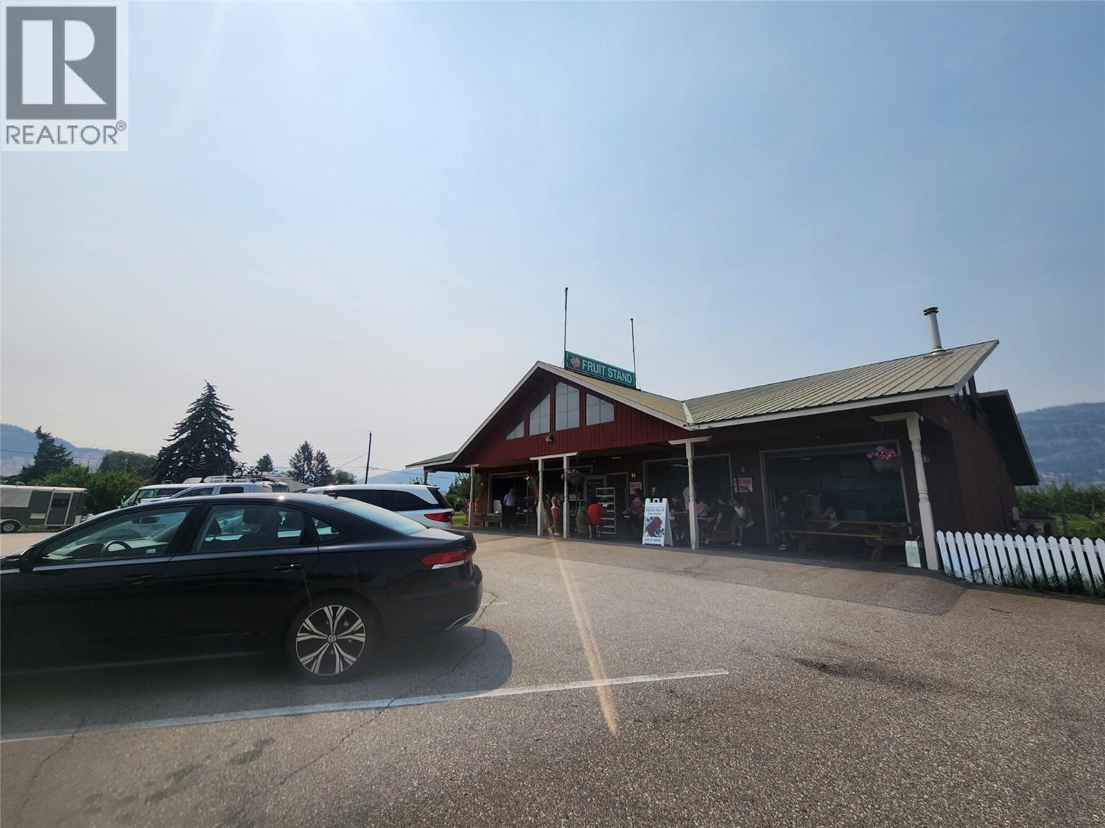 9701 Jones Flat Road, Summerland