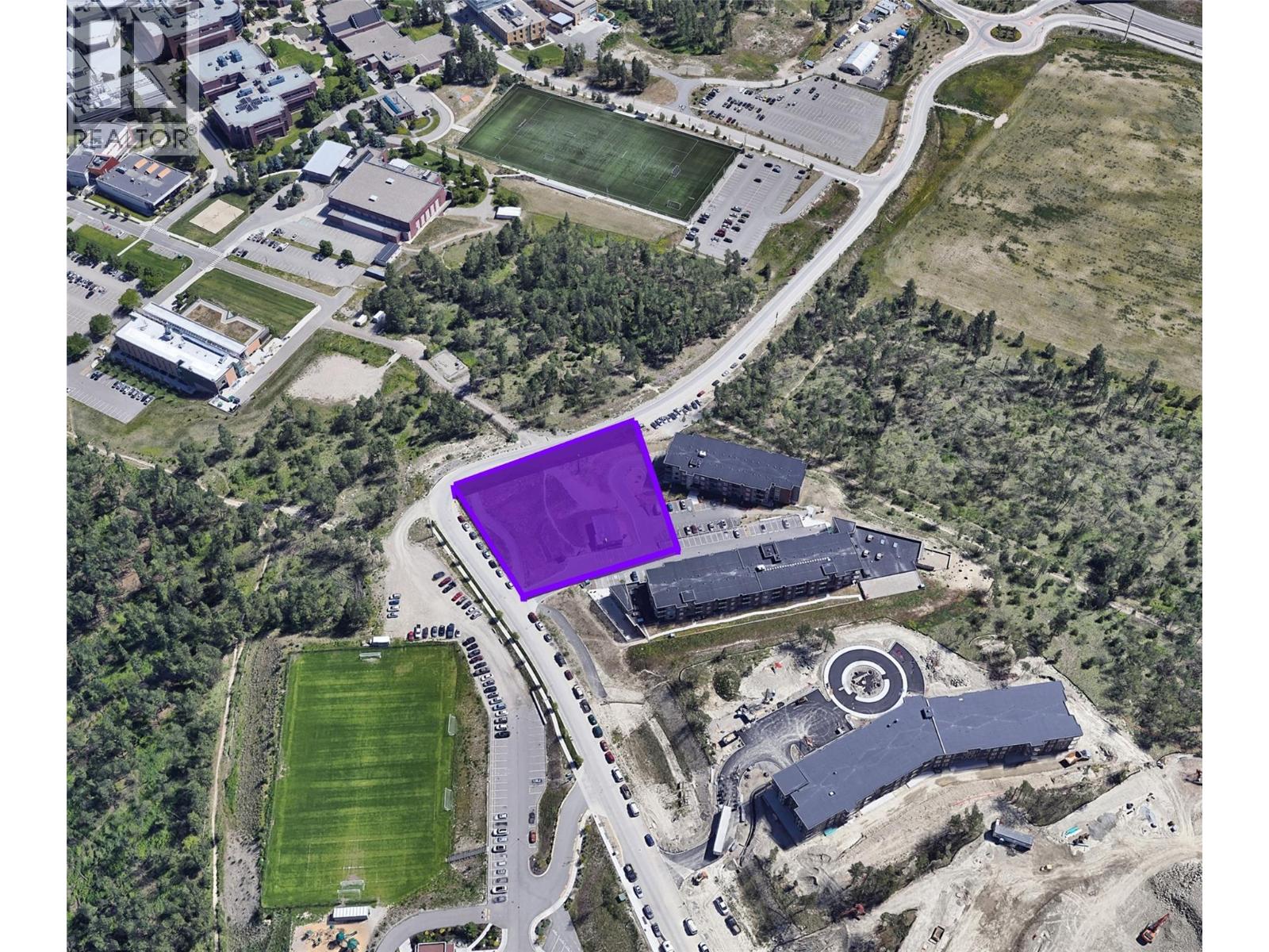 975 - 985 ACADEMY Way, Kelowna