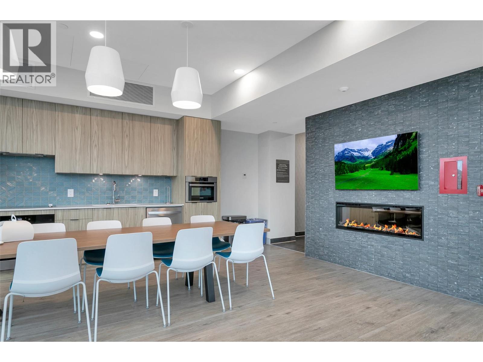 905 1488 Bertram Street, Kelowna