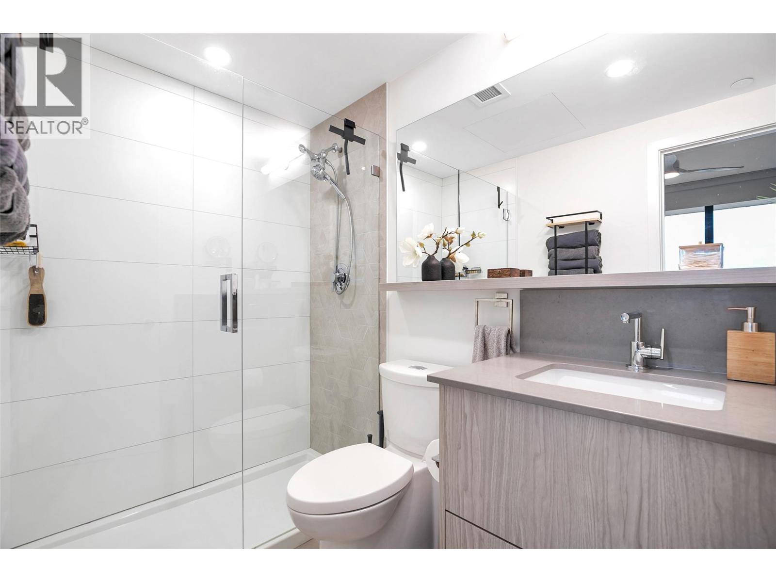 905 1488 Bertram Street, Kelowna