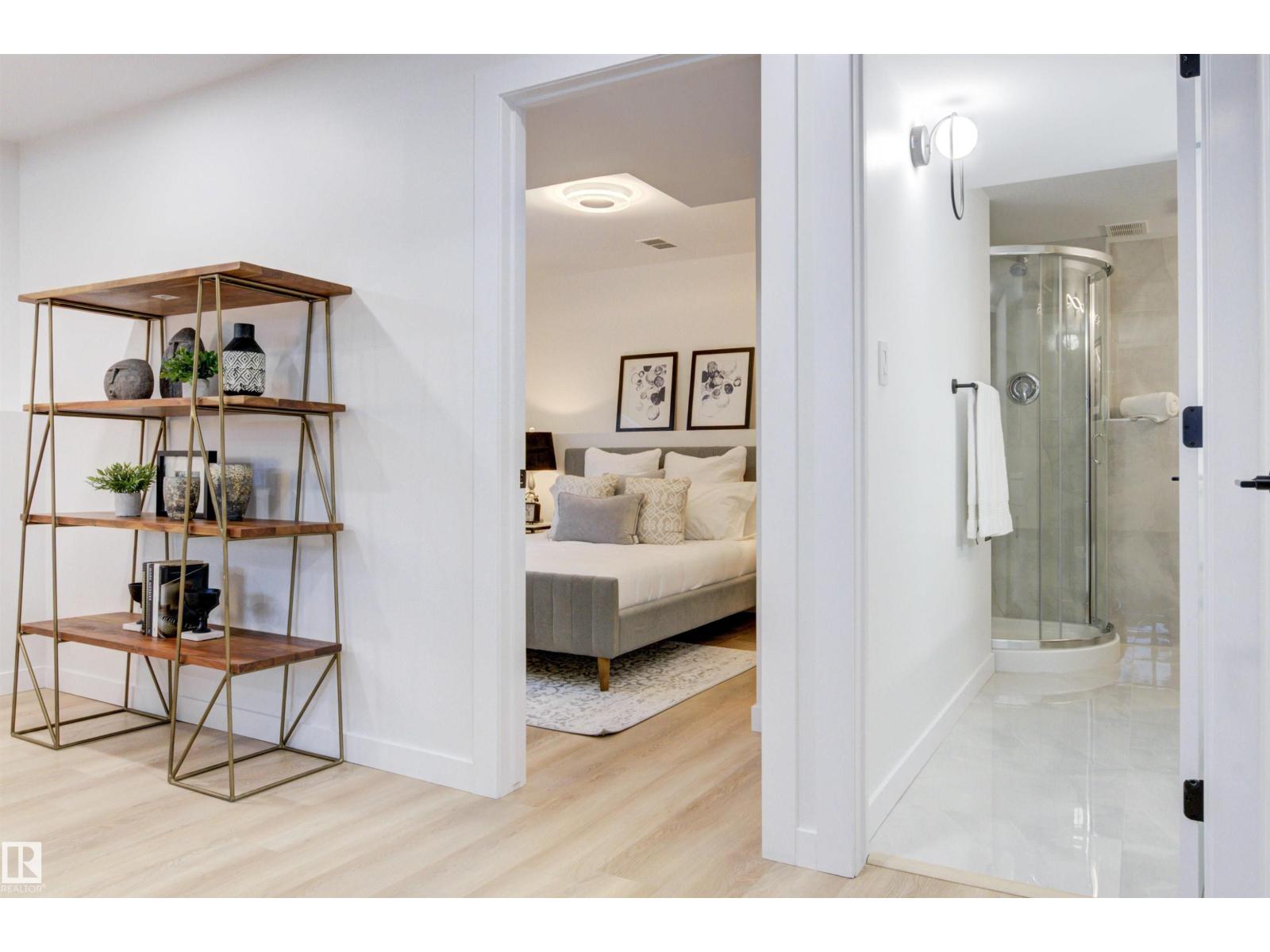 2712 41 ST NW, Edmonton