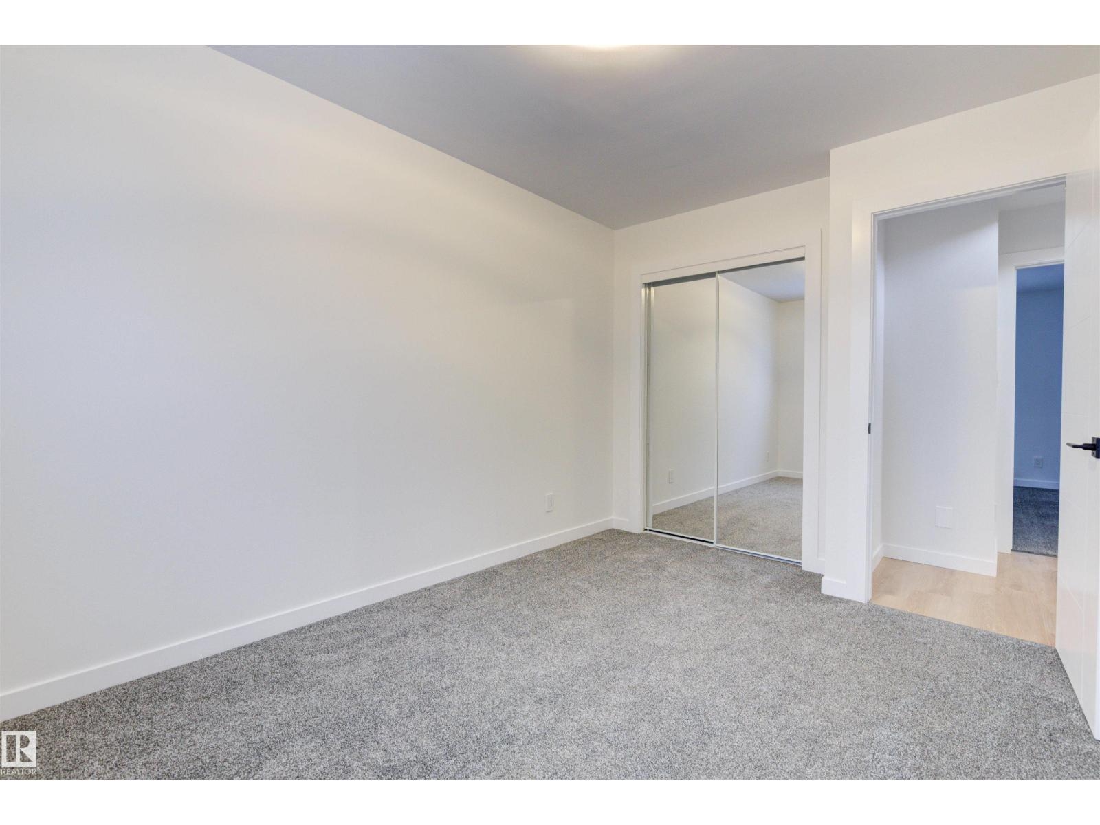 2712 41 ST NW, Edmonton