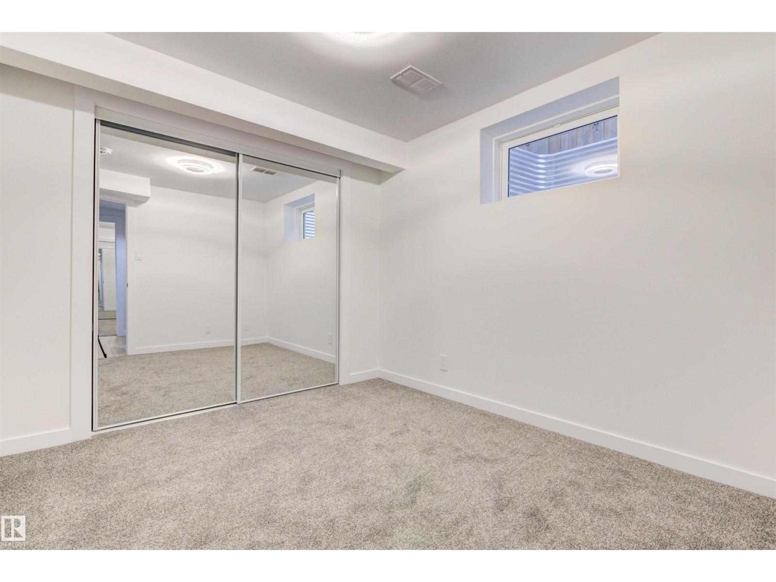 2712 41 ST NW, Edmonton