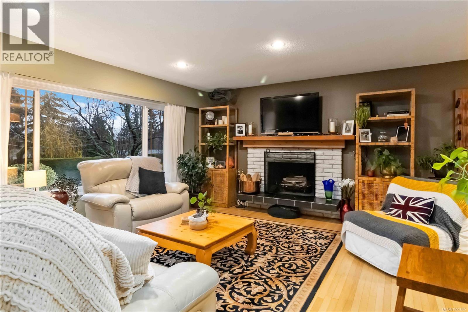 9930 Bessredge Pl, Sidney