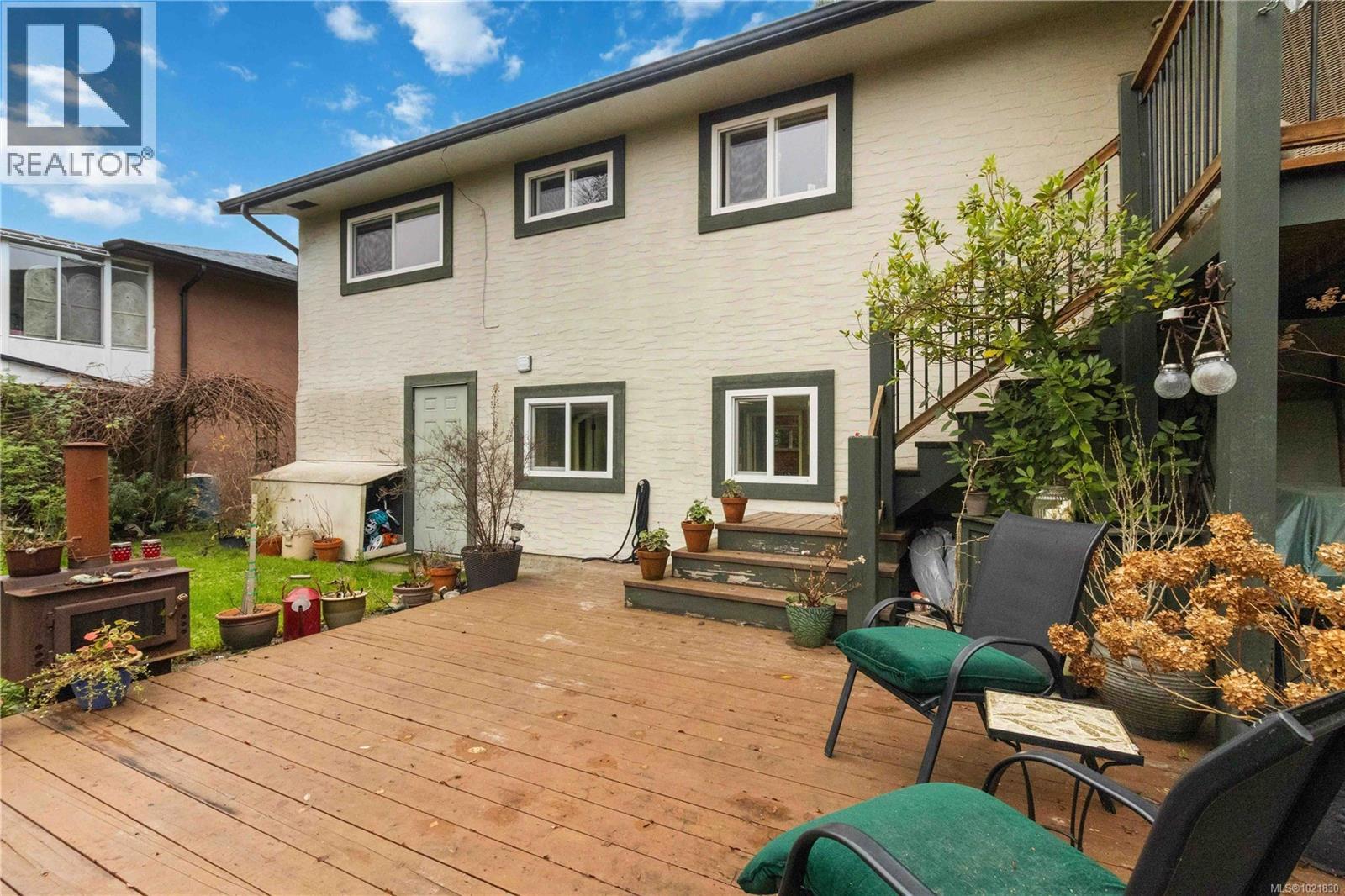 9930 Bessredge Pl, Sidney