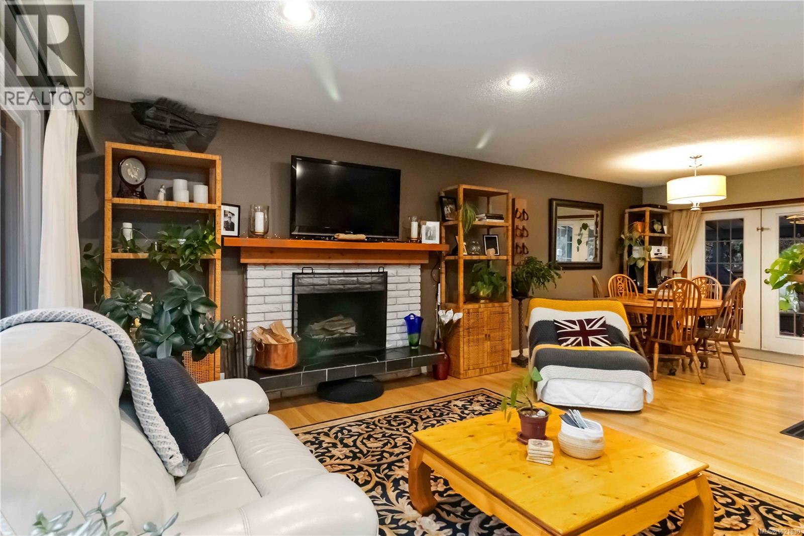 9930 Bessredge Pl, Sidney