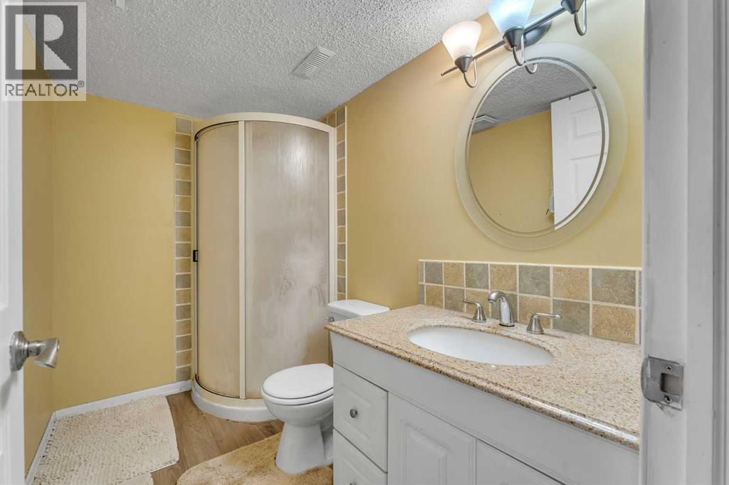 Single Family House for Sale in  Covehaven Road NE Coventry Hills Calgary 