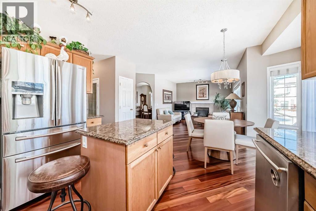 Single Family House for Sale in  Coral Keys Place NE Coral Springs Calgary 