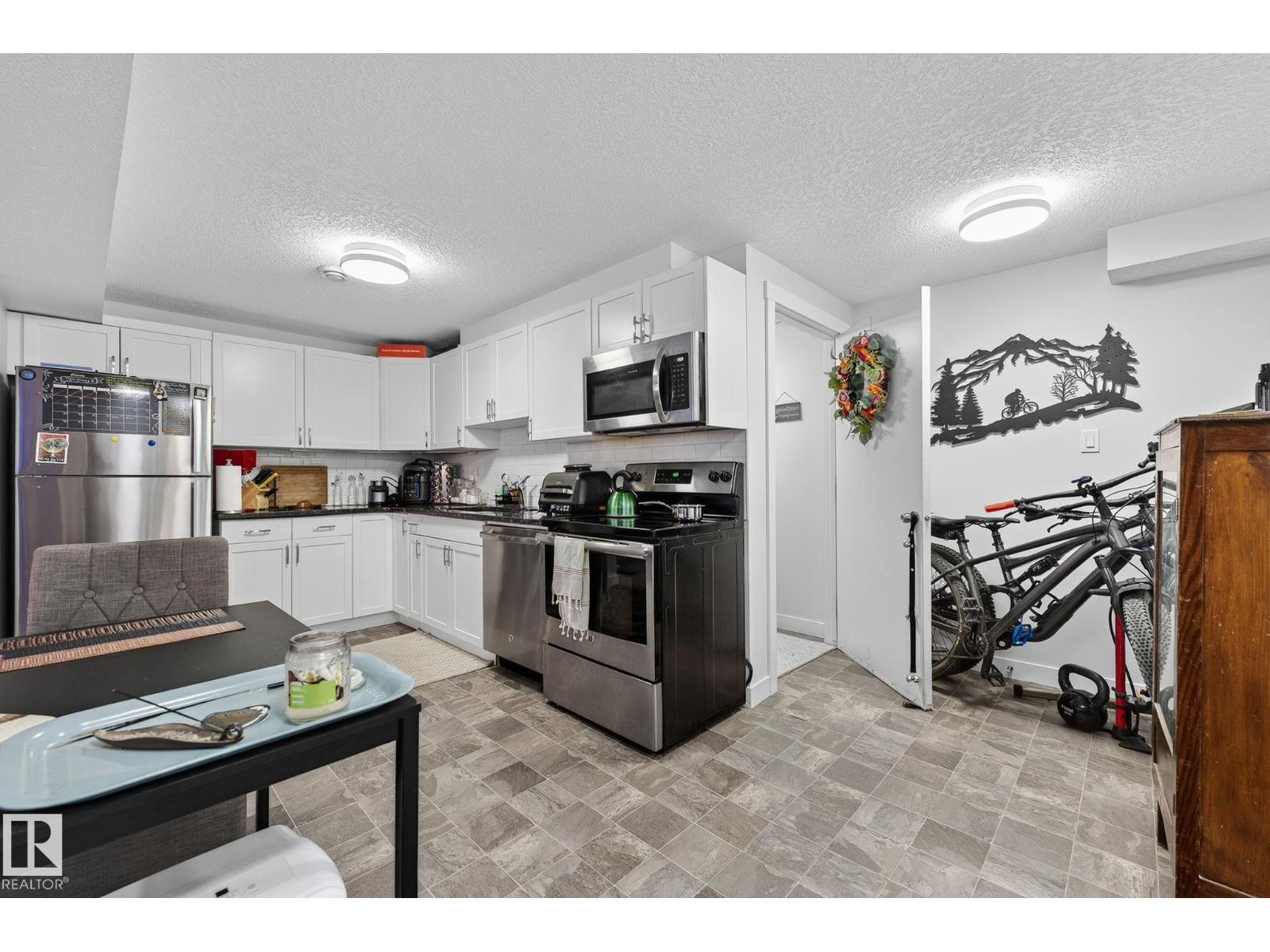 3740 63 ST NW NW, Edmonton