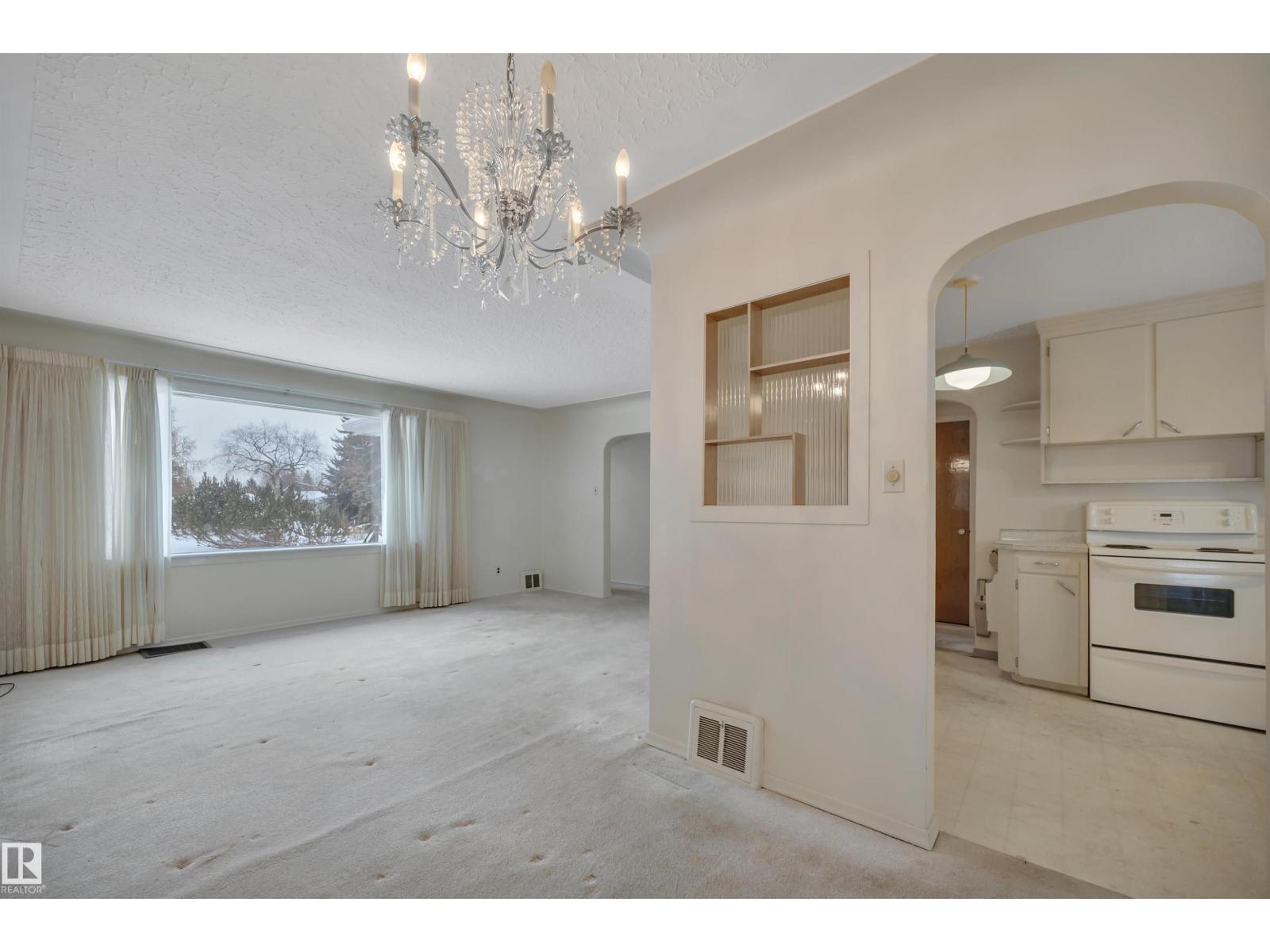 11423 112 AV NW, Edmonton