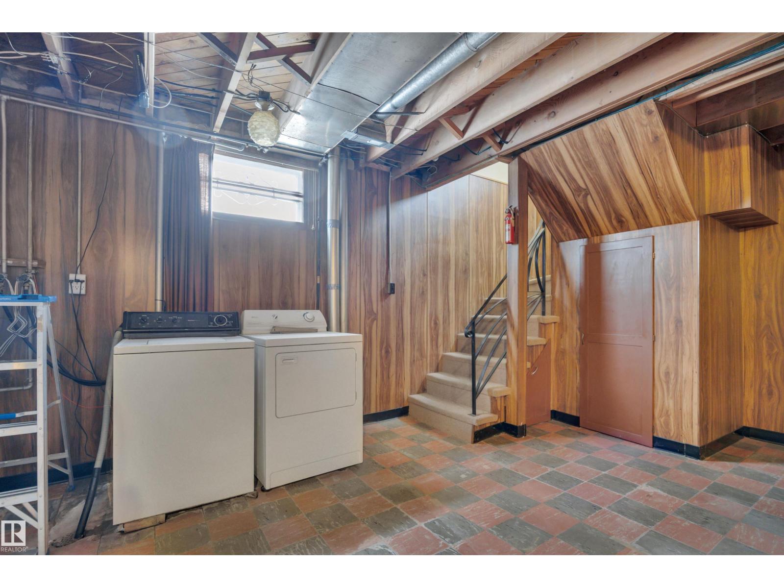 11423 112 AV NW, Edmonton