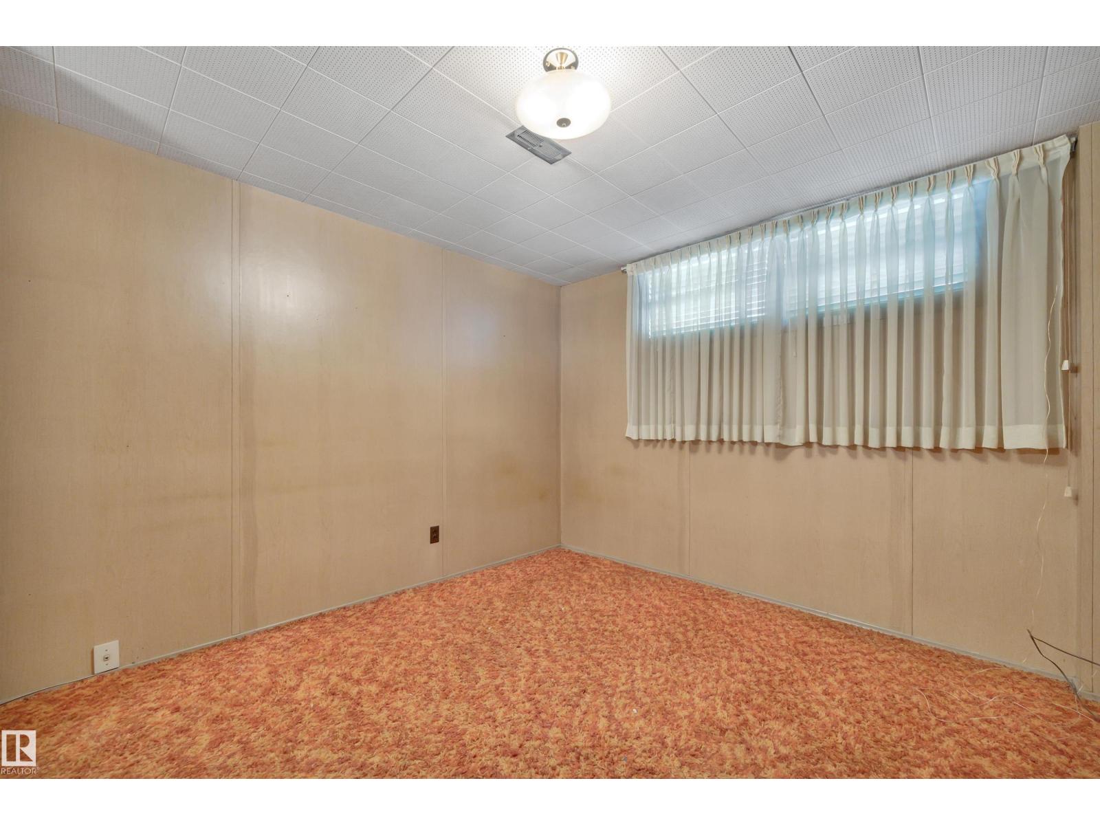 11423 112 AV NW, Edmonton