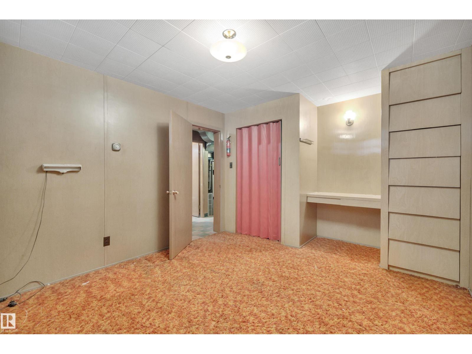 11423 112 AV NW, Edmonton