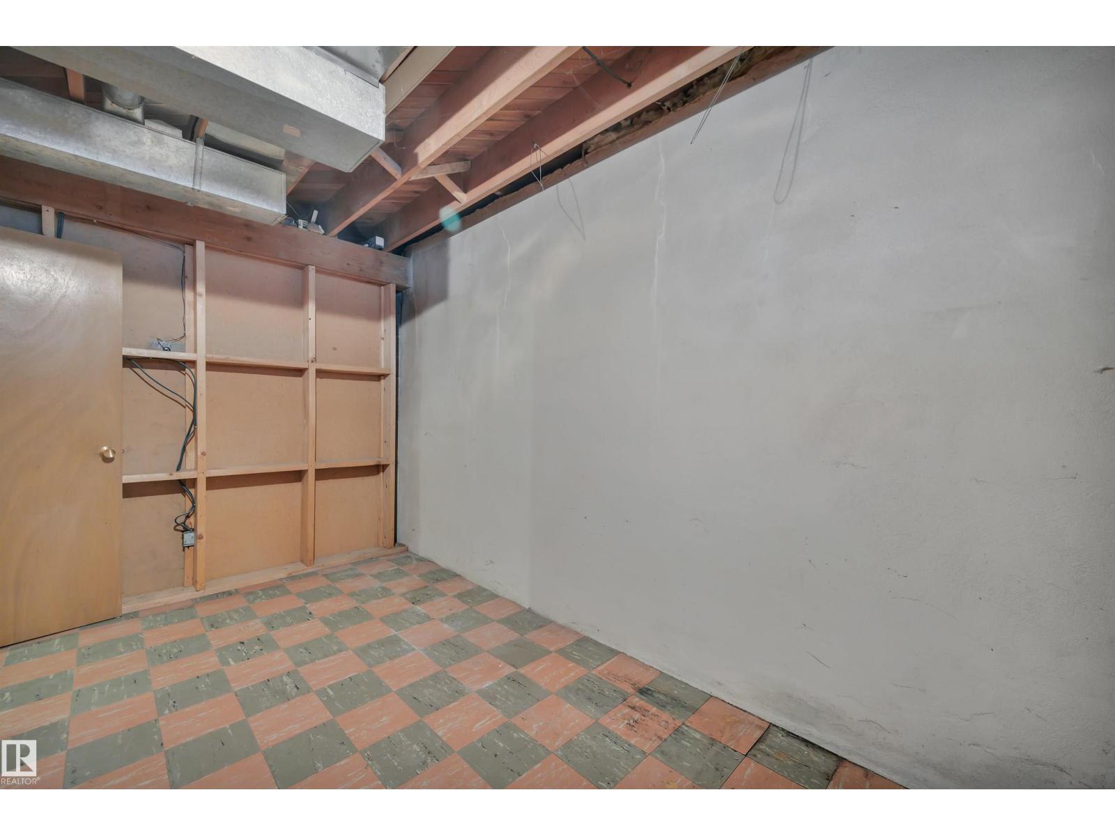 11423 112 AV NW, Edmonton