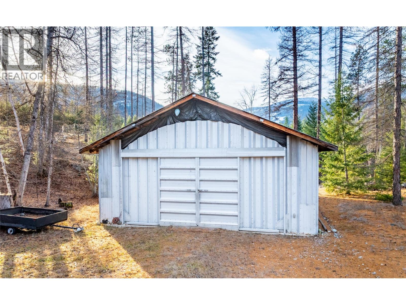 7349 MAJESTIC Road - 24