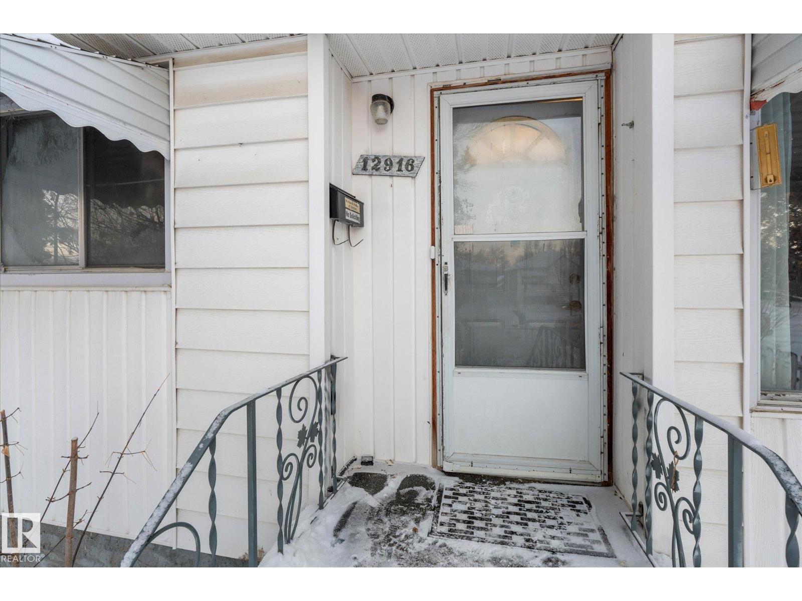 12916 71 ST NW, Edmonton