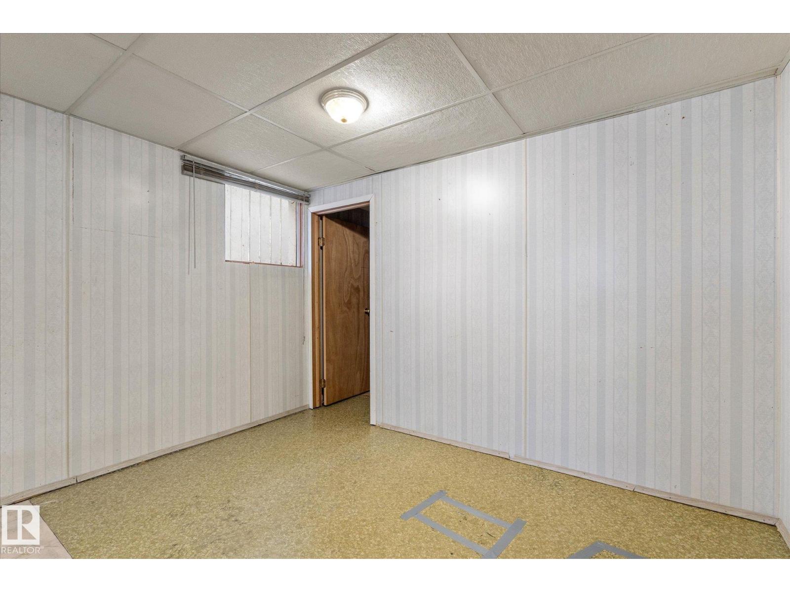 12916 71 ST NW, Edmonton