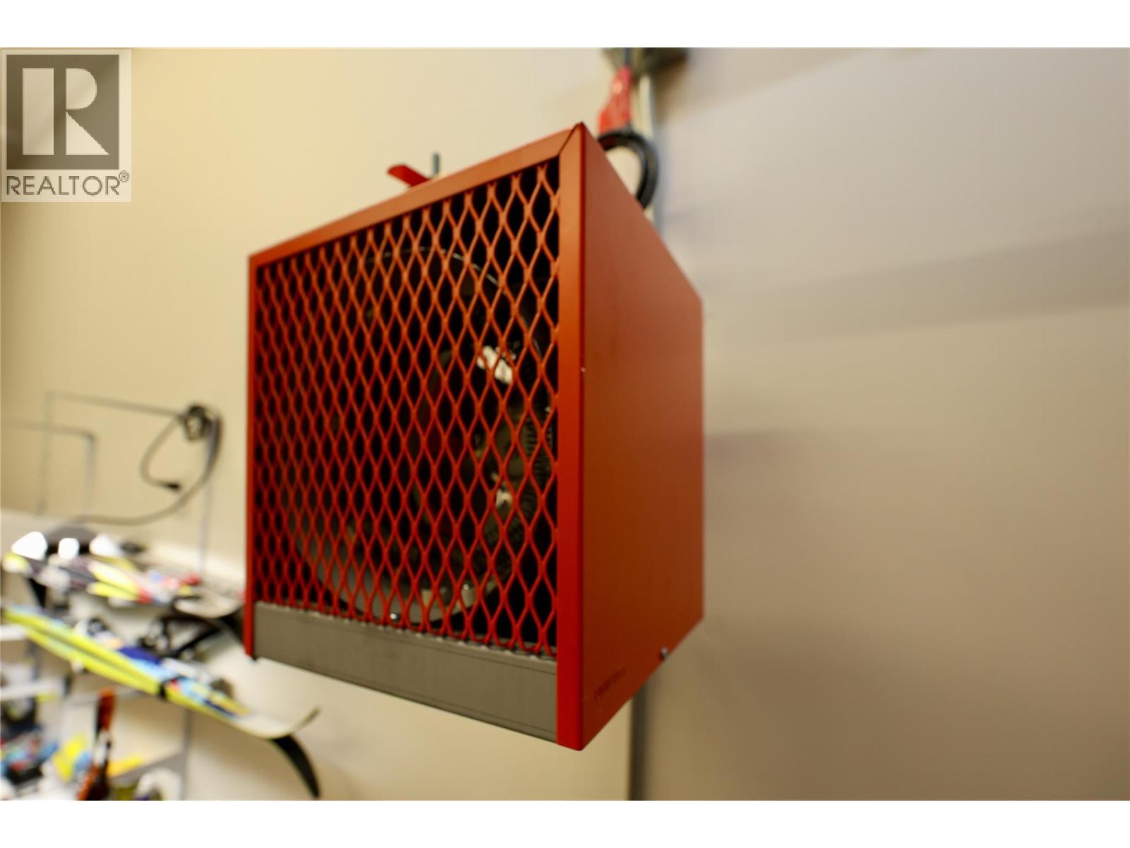 #9 1336 PALLISER TRAIL - 50