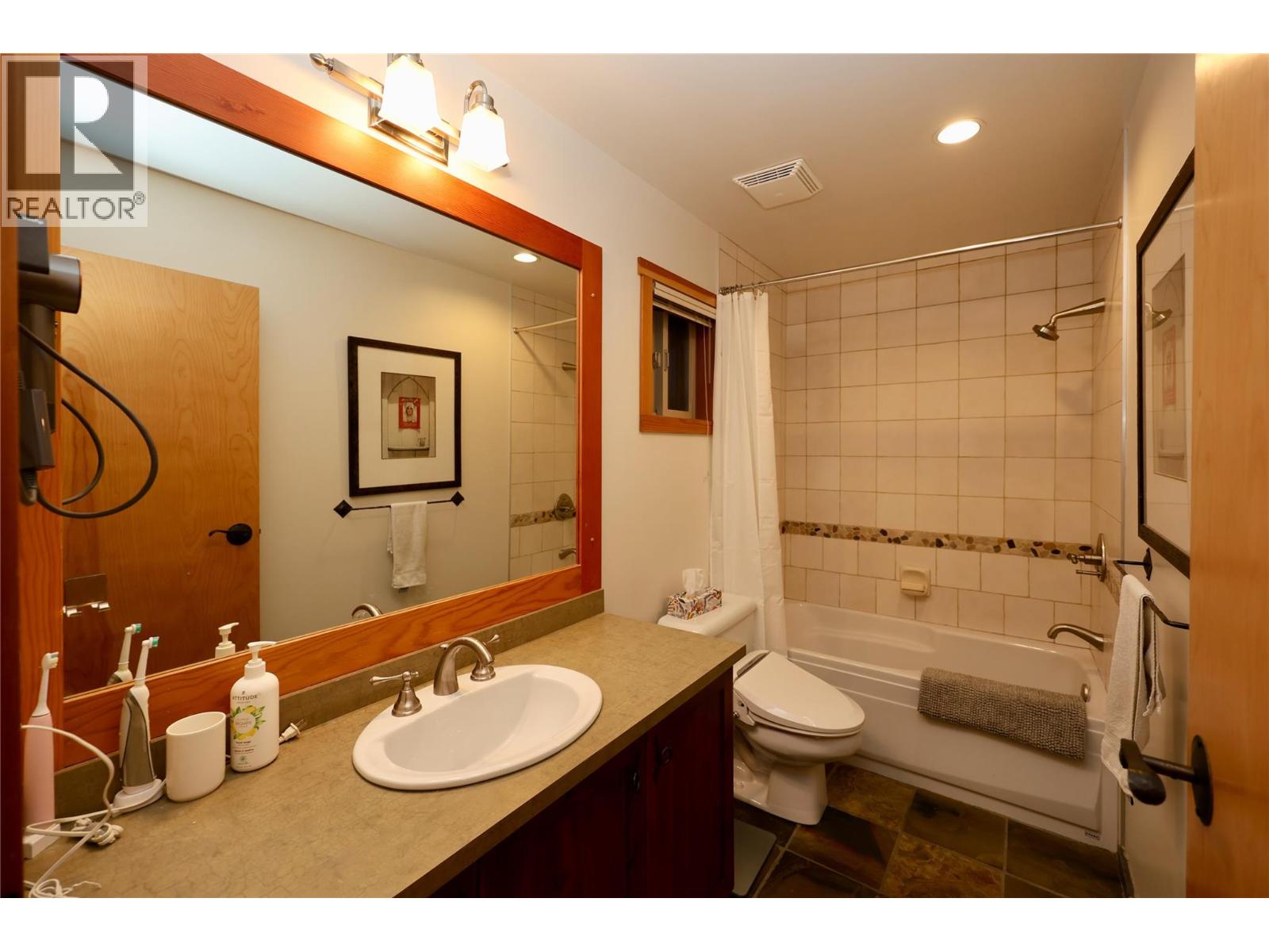 #9 1336 PALLISER TRAIL - 24