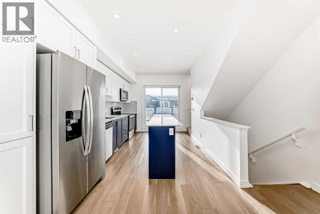 Single Family House for Sale in   Avenue SE Belvedere Calgary 