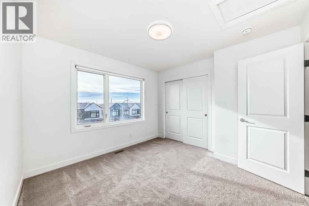 Single Family House for Sale in   Avenue SE Belvedere Calgary 