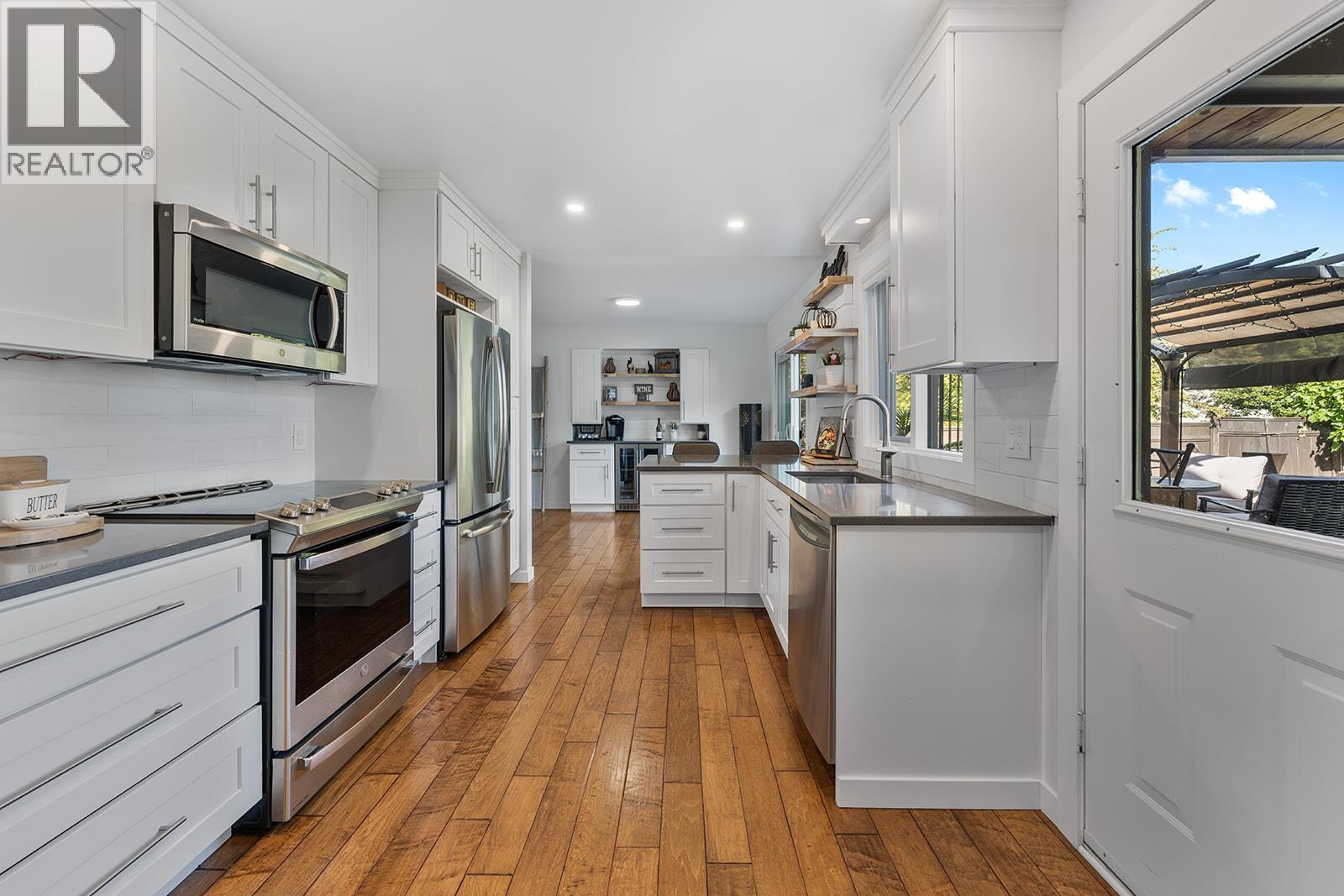  2904 Fieldstone Court, West Kelowna