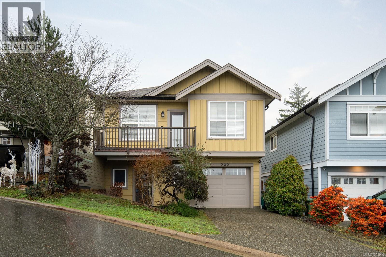 909 Cavalcade Terr, Langford
