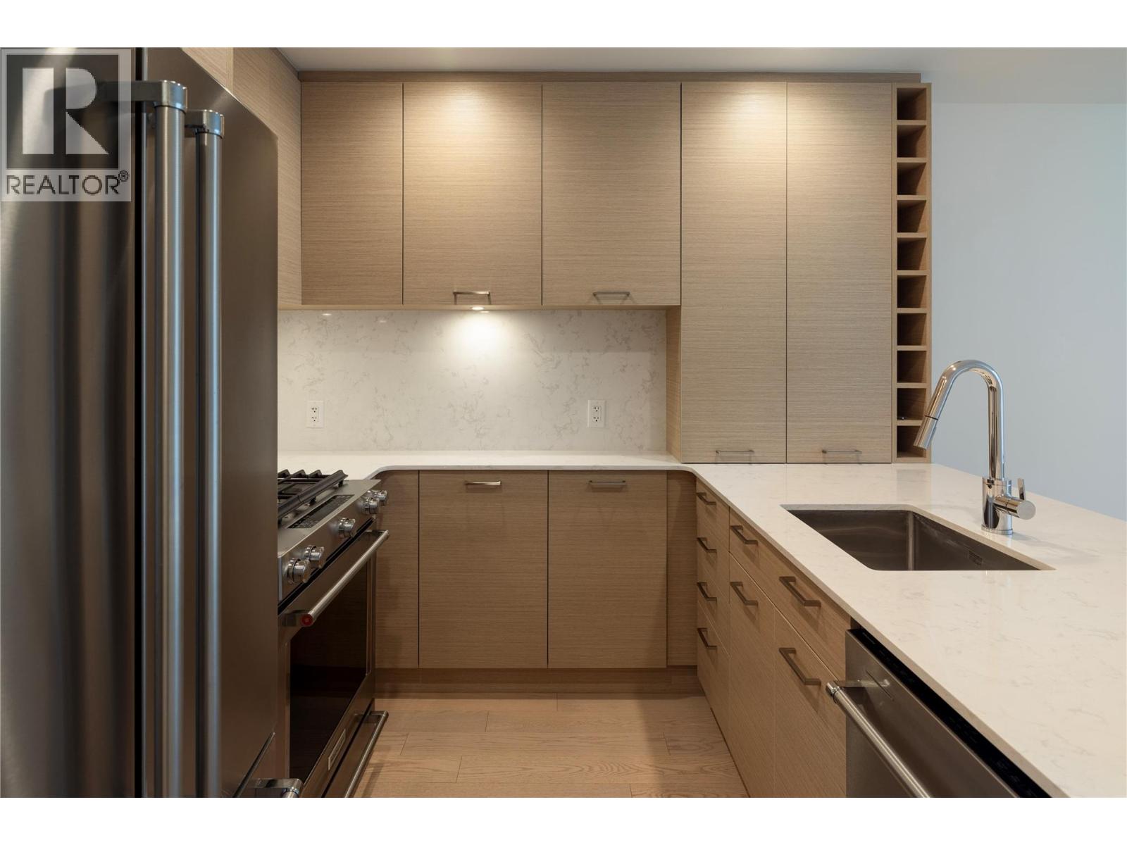 2601 1191 Sunset Drive, Kelowna