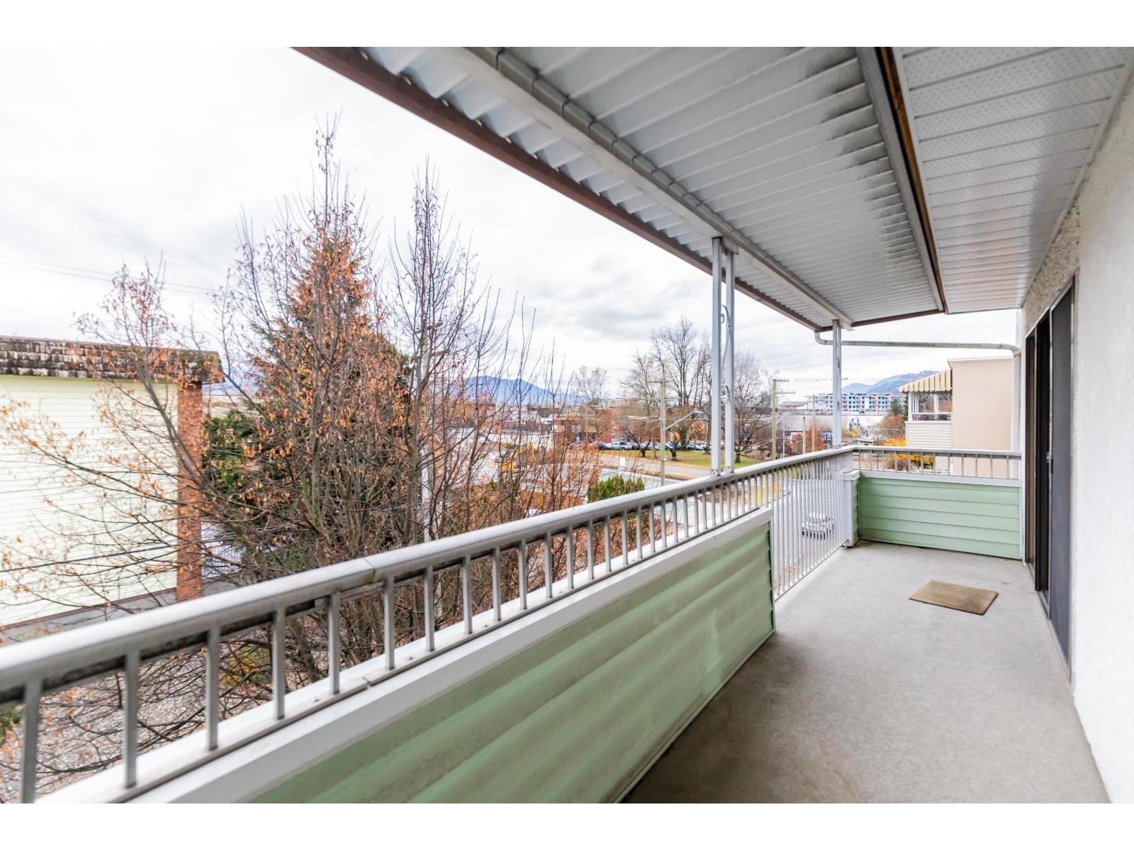 306 9425 NOWELL STREET, Chilliwack Proper East, Chilliwack