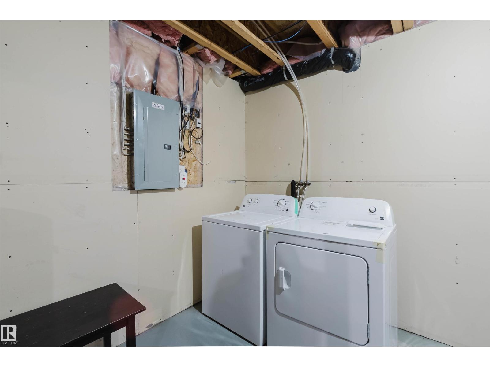 Single Family House for Sale 